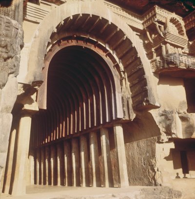 Mağara 12