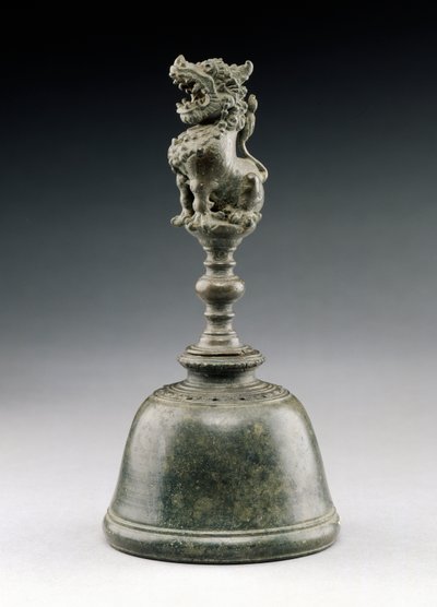 Aslanlı çan (bronz) by Indonesian School