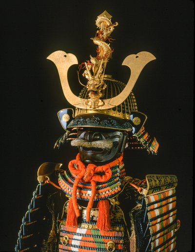 Samuray- Kadın zırhı. Dikey Arma, Ikeda Ailesi, Hayashibara Sanat Müzesi by Ira Block