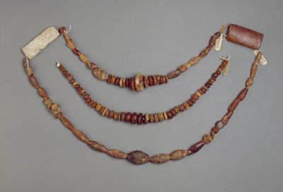 Hallstatt Dönemi kolyesi (kehribar) by Iron Age