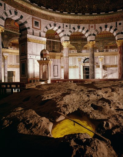Caminin iç görünümü by Islamic School