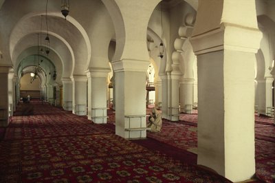 Ulu Camii İbadet Salonu by Islamic School