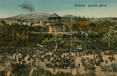 Bellini Bahçesi, Katanya, Sicilya. 1913 yılında gönderilen kartpostal. by Italian Photographer