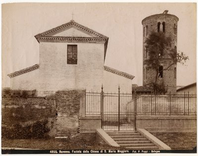 Aziz Mary Major Kilisesi, Ravenna, Emilia-Romagna, İtalya, fotoğraf Pietro Poppi, Bologna, 1900 civarı by Italian Photographer