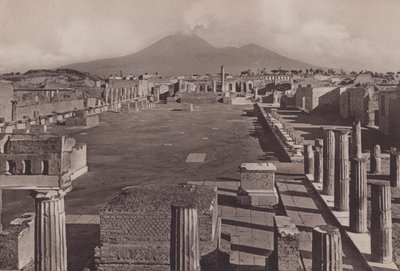 Foro Civile, Forum (s/b fotoğraf) by Italian Photographer