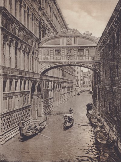 İç Çekme Köprüsü (s / b fotoğraf) by Italian Photographer