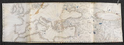 Ekle. 21592, f.1r Avrupa ve Asya Haritası. Portolano, yirmi bir haritada, her iki yarım küredeki ülkelerin (parşömen) by Italian School