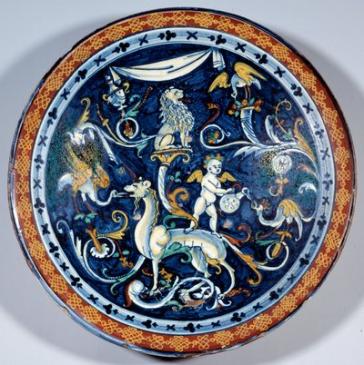 Cafaggiolo fayans kupası fantastik hayvanları süslüyor. 1510-1520 Paris, Louvre Müzesi by Italian School