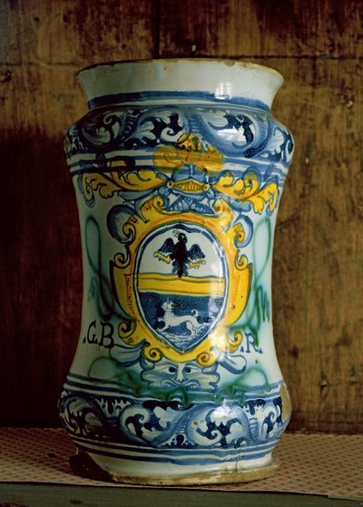Maiolica eczacı kavanozu (toprak çanak çömlek) by Italian School