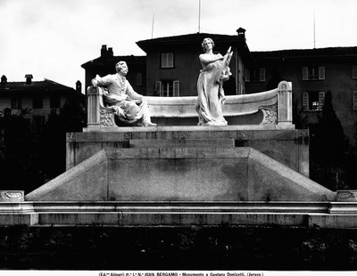 Gaetano Donizetti Anıtı (mermer) by Italian School