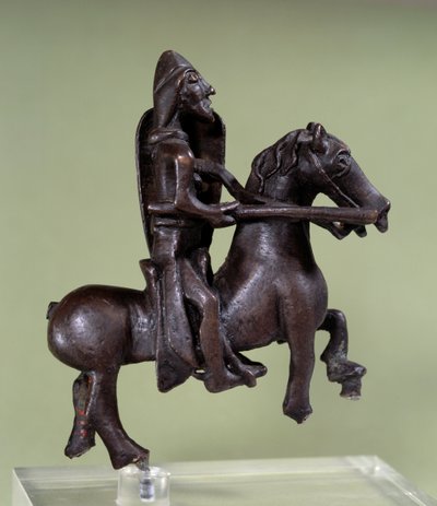 Romanesk sanat: zırhlı bronz şövalye heykelciği. İtalyan okulunun bronz heykeli. 11. veya 12. yüzyıl. Paris, Louvre Müzesi by Italian School