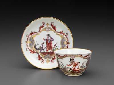 Çay Kasesi ve Tabağı, c.1755 (yumuşak hamurlu porselen) by Italian School