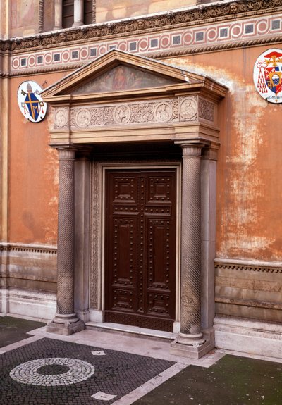 Ortada mistik kuzu Pastore (ilk kilise sahibi), Pudenziana, Prassede ve babaları Pudens