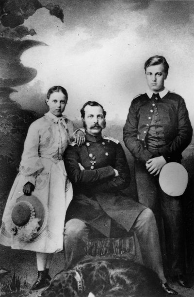 Rusya Çarı II. Aleksandr, kızı Maria ve oğlu Alexei ile birlikte, 1863 by Ivan Fyodorovich Alexandrovsky