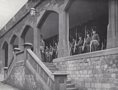 Kule Kapılarını Kilitlemek, Anahtarları Selamlamak by J. Benjamin Stone