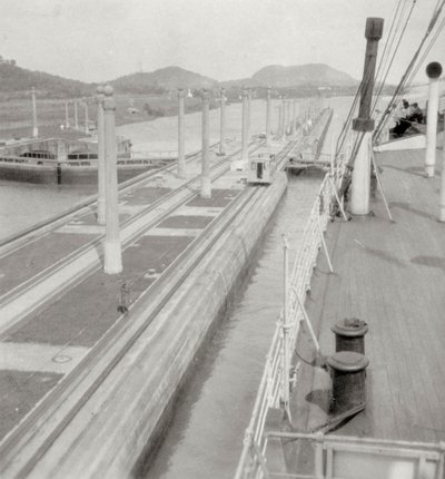 SS Orbita, Panama Kanalı, Panama, 20. yüzyıl by J. Dearden Holmes