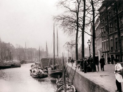 Kanal tekneleri, Rotterdam, 1898. by James Batkin