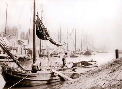 Kanal tekneleri, Rotterdam, 1898. by James Batkin