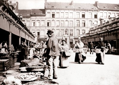 Pazar tezgahları, Anvers, 1898. by James Batkin
