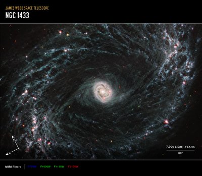 NGC 1433 (MIRI Pusula Görüntüsü) by James Webb Space Telescope (NASA)