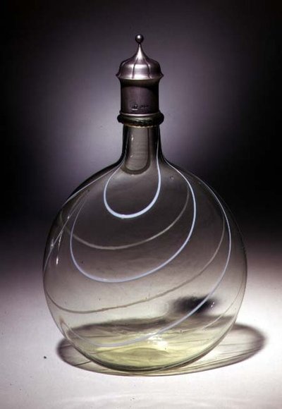 Cam sürahi (cam ve metal) by James and Sons Powell