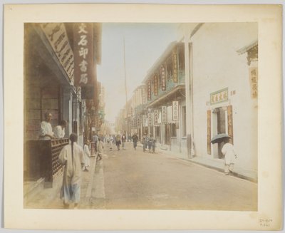 Sokak sahnesi, Japonya (el boyaması s/b fotoğraf) by Japanese Photographer