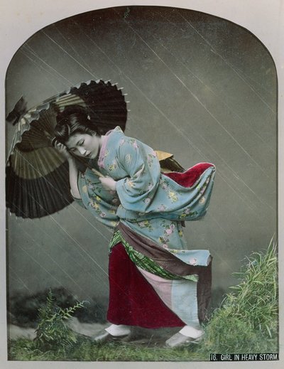 Yağmurda Genç Japon Kız, 1900 dolayları (el renkli fotoğraf) by Japanese Photographer