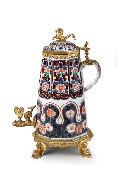 Nadir Bir Şık Montajlı Imari Cezve ve Kapak (seramik) by Japanese School