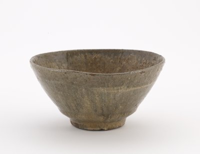 Shodai ware tea bowl in Irabo style, Tea bowl (chawan) by Japanese School