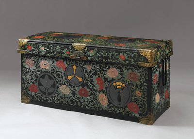 Depolama gövdesi (Nagamochi), Edo Dönemi (cila ve yaldızlı bakır) by Japanese School