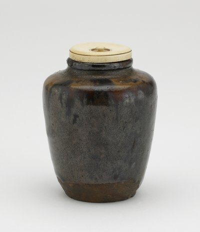 Çay caddy, katatsuki tipi, Seto, Aichi ili, Edo dönemi, 17. yüzyıl ortası (seramik) by Japanese School