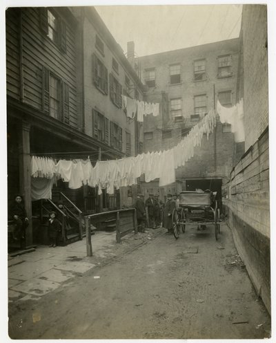 11 Christopher Street, Greenwich Village, New York, ABD, c.1917-20 (jelatin gümüşü fotoğraf) by Jessie Tarbox Beals