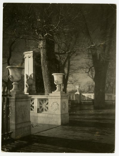 Shaw Anıtı, gece, Boston, ABD, c.1902-10 (jelatin gümüşü fotoğraf) by Jessie Tarbox Beals