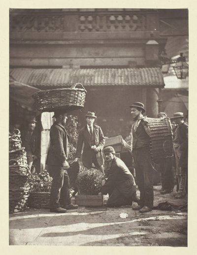 Covent Garden İşçileri, 1881. by John Thomson