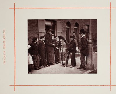 İtalyan Sokak Müzisyenleri, 1877. by John Thomson