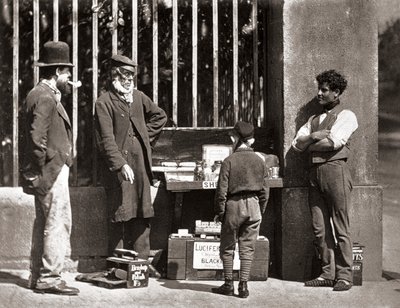 J. Thomson ve Adolphe Smith