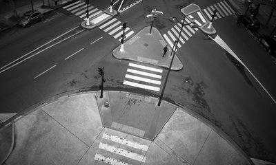 İlkbaharda Paris, 2022 (fotoğraf) by Jon Nicholson