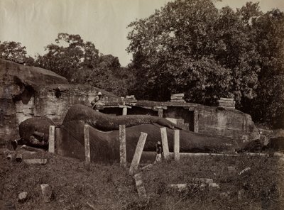 Buda'nın Paranirvana'sı, Gal Vihara, Polonnaruva, Seylan by Joseph Lawton