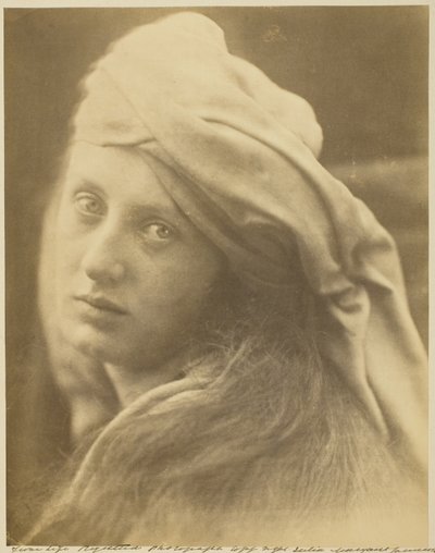 Beatrice Cenci Üzerine Bir Araştırma by Julia Margaret Cameron