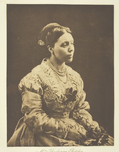 Bayan Thackeray Ritchie, 1870, basılmış c. 1893. by Julia Margaret Cameron