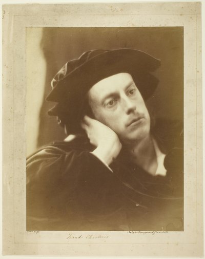 Hon portresi. Frank Charteris by Julia Margaret Cameron