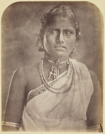 Sinhalese Kadın by Julia Margaret Cameron