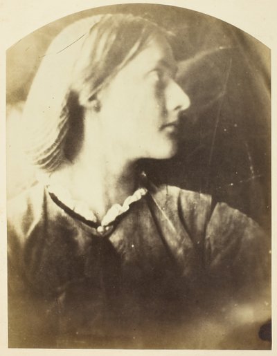 İsimsiz Julia Jackson, 186566. by Julia Margaret Cameron
