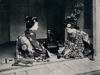 Güzel bir Japon elleri tarafından sunulan Tören Çayı, c1900, 1921. by Julian Leonard Street