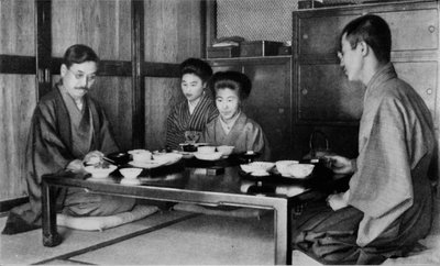 Japon aile öğle yemeği, c1900, 1921 by Julian Leonard Street