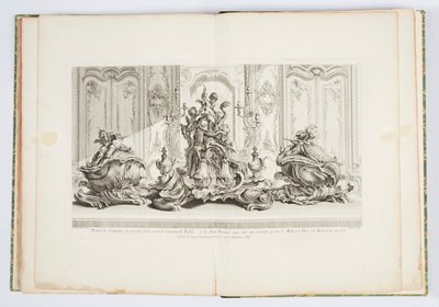 Büyük Bir Masa Merkez Parçası ve İki Terrinenin Gümüş Heykeli Projesi...1735