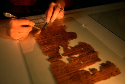 Florence Darbre, Yahuda İncili; Codex Tchacos; Eleştirel Baskı, Gnostik metin; Cenevre, 2004 (fotoğraf) by Kenneth Garrett