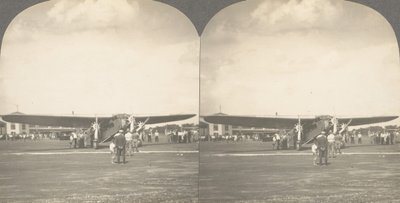 Wright Kardeşler, 1900-1929 dahil olmak üzere 3 Havacılık Sterograf Görünümü Grubu. by Keystone View Company