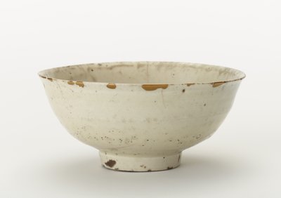Çay kasesi (koraijawan), 16. yüzyılın sonu - 17. yüzyılın başı (şeffaf sırlı porselen, altın cila onarımları) by Korean School