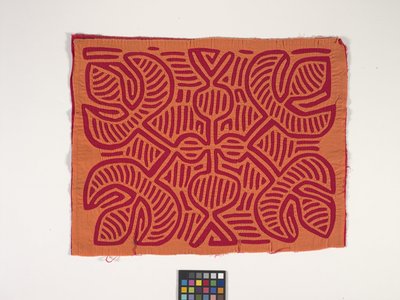 Gömlek Paneli (Mola) (fotoğraf) by Kuna Indian Culture